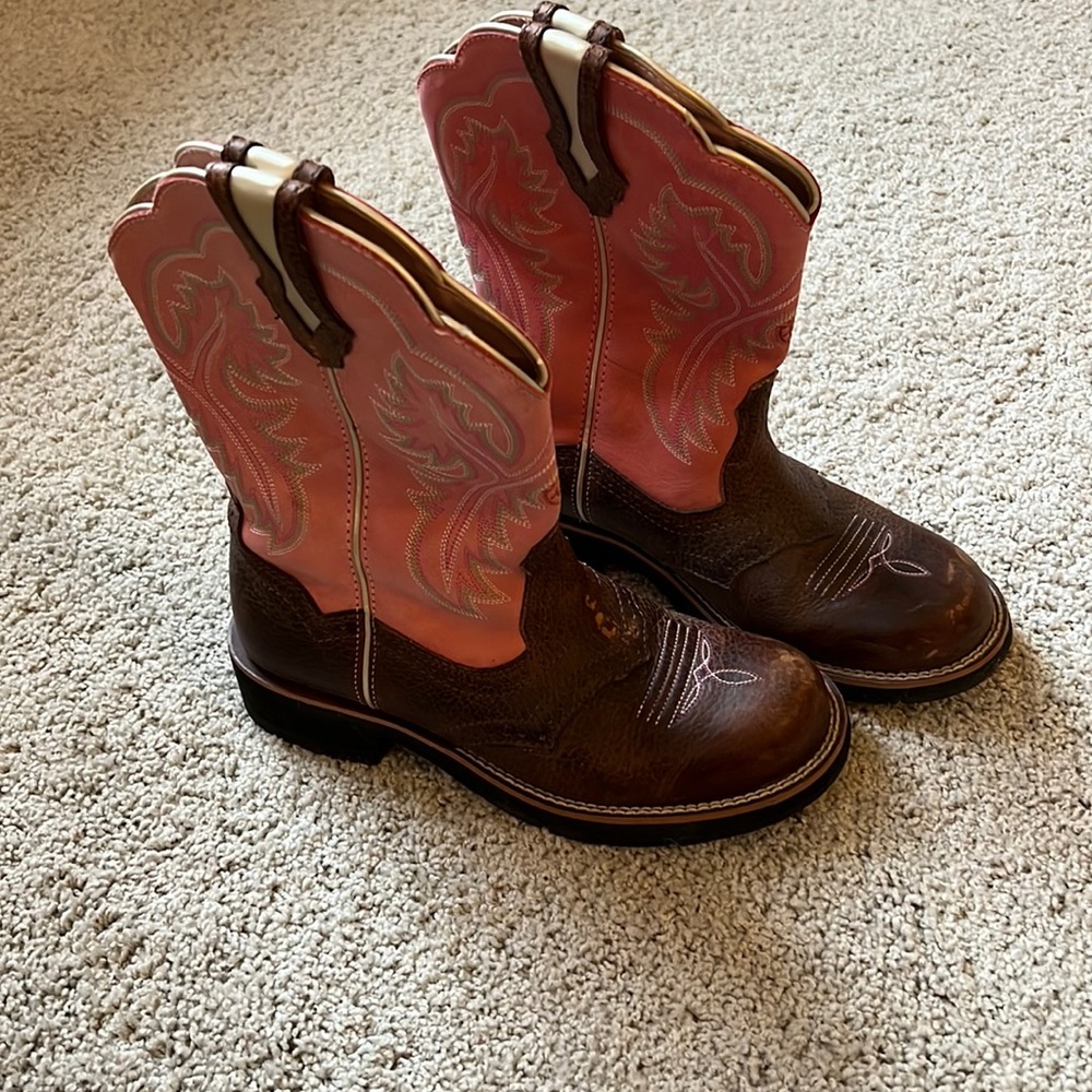 Ariat Fatbabys Pink - Size 8